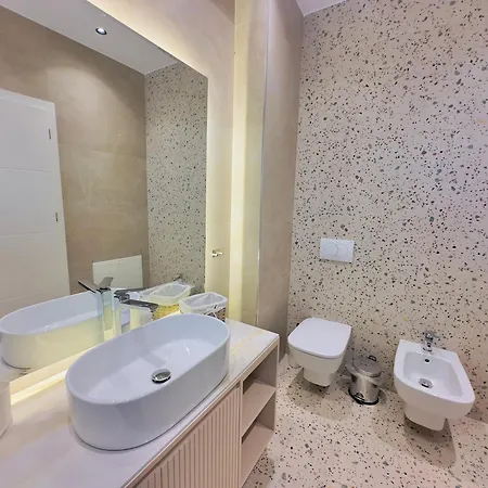 Sea View Luxury Penthouse Vlorë