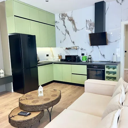 Sea View Luxury Penthouse * Vlorë