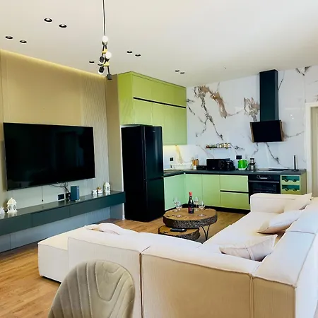 Sea View Luxury Penthouse *